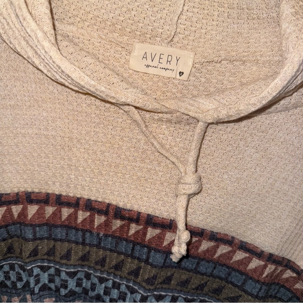 Avery apparel company women’s size medium hooded long sleeve - Picture 3 of 3